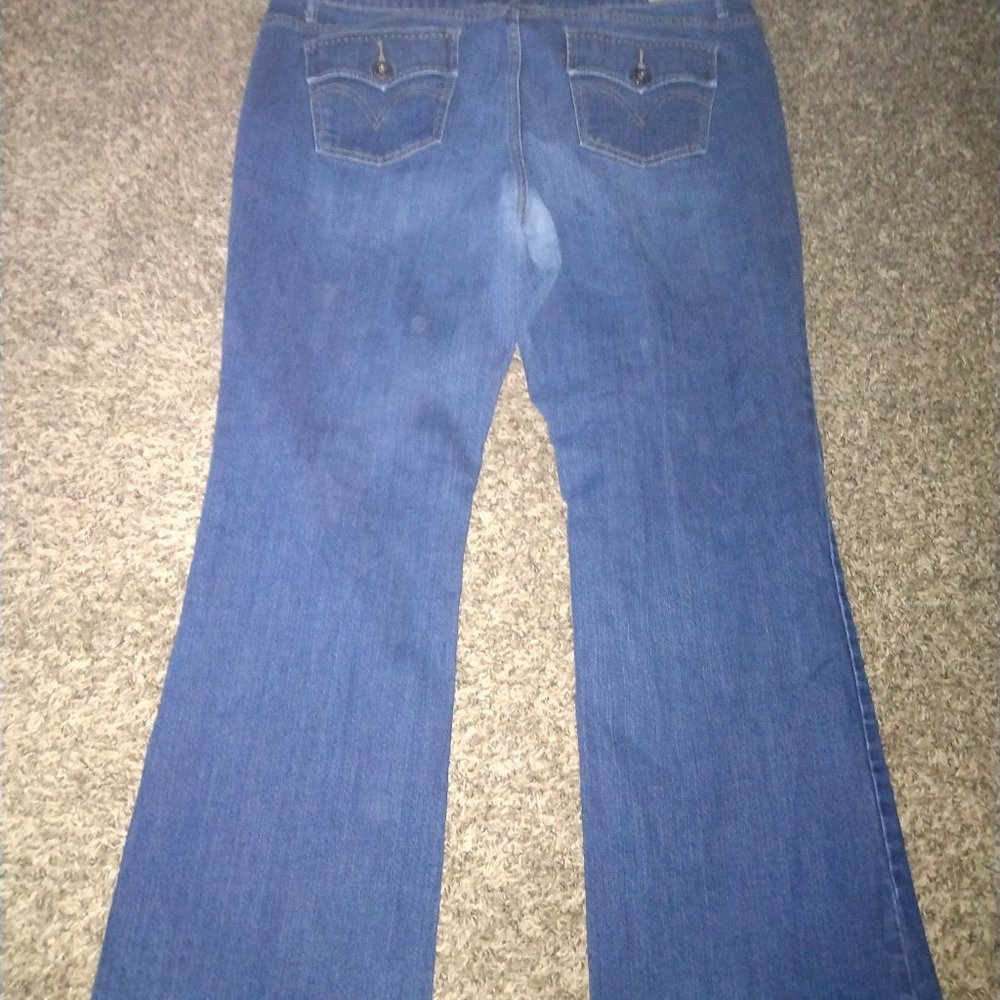 Levi 590 jeans